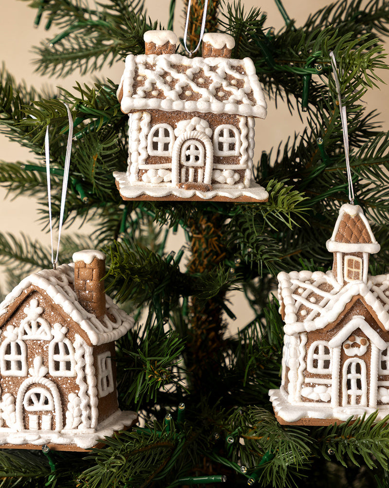 Gingerbread House Ornament 1