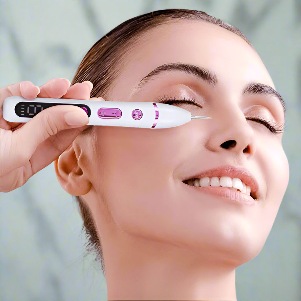 GlowAway | Mole and Skin Tag Removal Device 3